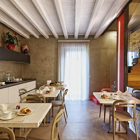 Notti O' Tunn Luxury In Centro Guest house 3*