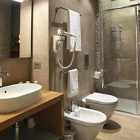 Notti O' Tunn Luxury In Centro Πανσιόν