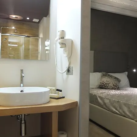 Notti O' Tunn Luxury In Centro Πανσιόν 3*